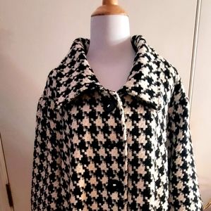 " Avenue "  1960s Inspired Car Coat  houndstooth 3 quarter sleeve XL / 1X